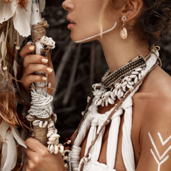 Meet your Posher, Live Styled + Live Free - Picture 4 of 6